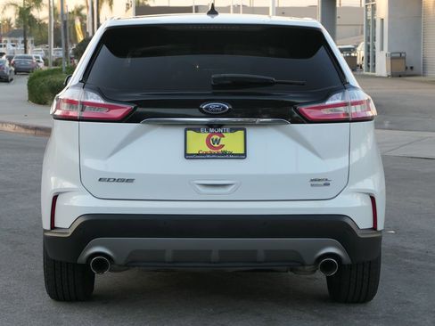 Used 2020 Ford Edge SEL w/ Convenience Package image 4