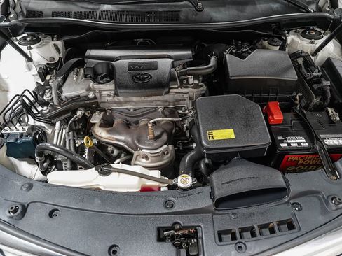 Used 2014 Toyota Camry LE FWD image 26