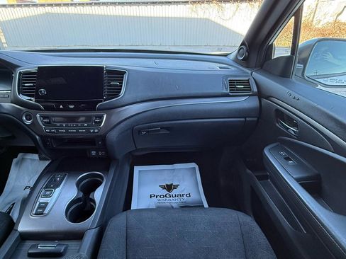 Used 2022 Honda Pilot Sport image 14