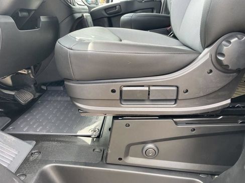New 2026 RAM ProMaster 2500 w/ Premium Convenience Group FWD image 21