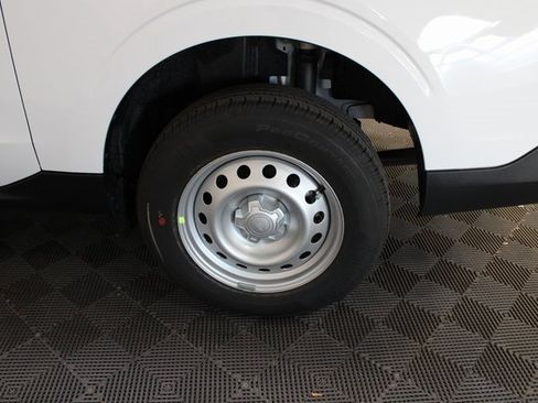 New 2025 Ford Maverick XL w/ Equipment Group 101A image 25