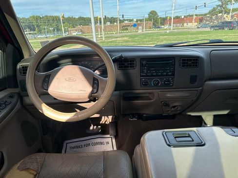 Used 2001 Ford F350 Lariat image 9