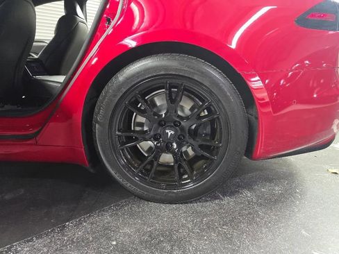 Used 2023 Tesla Model S Standard Range image 22