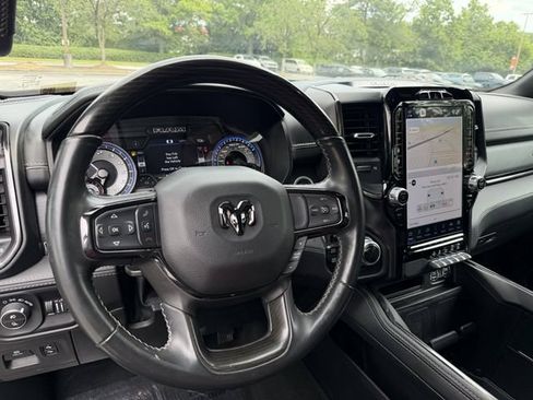 Used 2022 RAM 1500 Limited AWD/4WD image 14