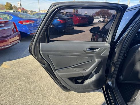 Used 2020 Volkswagen Jetta R-Line w/ R-Line Cold Weather Package image 20