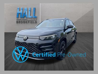 Certified 2025 Volkswagen Tiguan SE R-Line