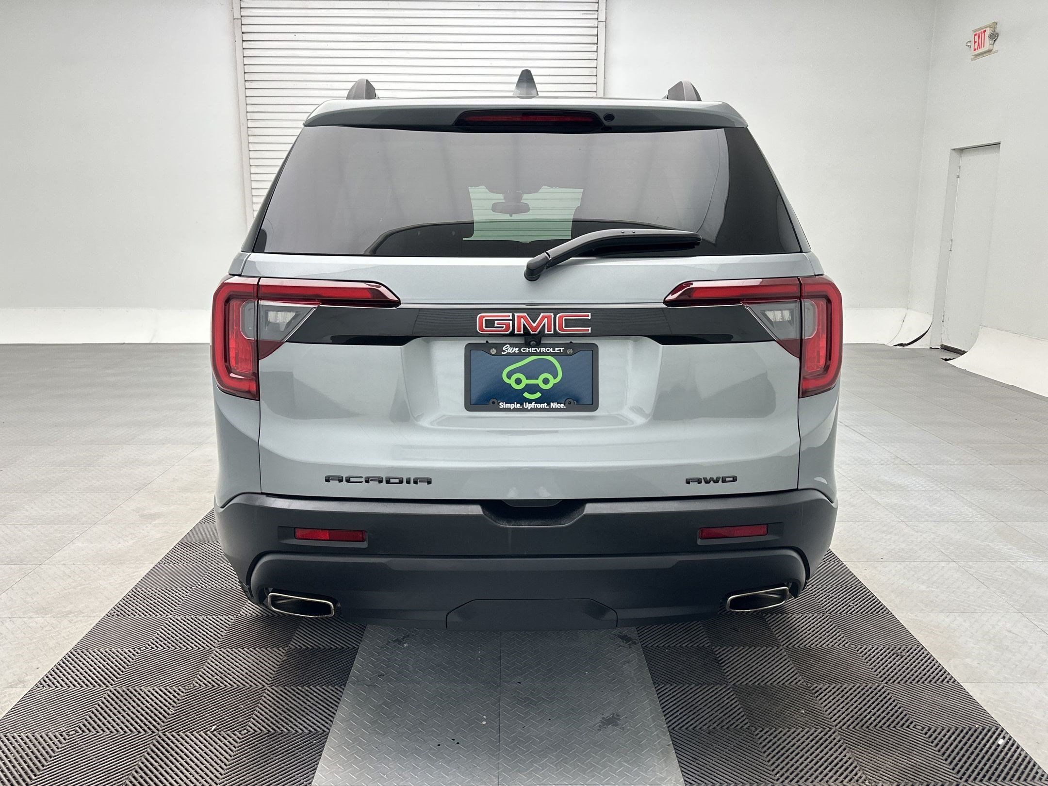 Certified 2023 GMC Acadia SLE w/ Driver Convenience Package AWD/4WD image 10