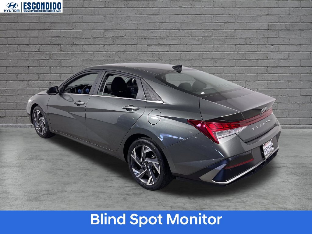 Certified 2025 Hyundai Elantra SEL FWD image 6