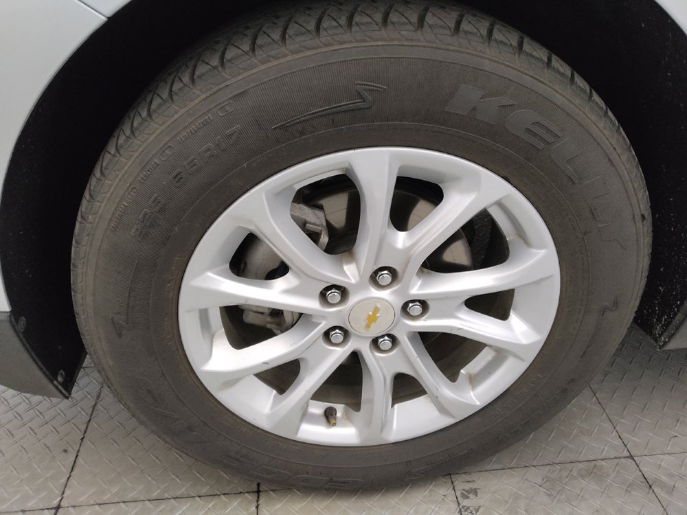 Used 2018 Chevrolet Equinox LS FWD image 31