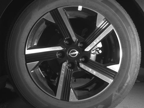 Used 2025 Nissan Sentra SV image 14