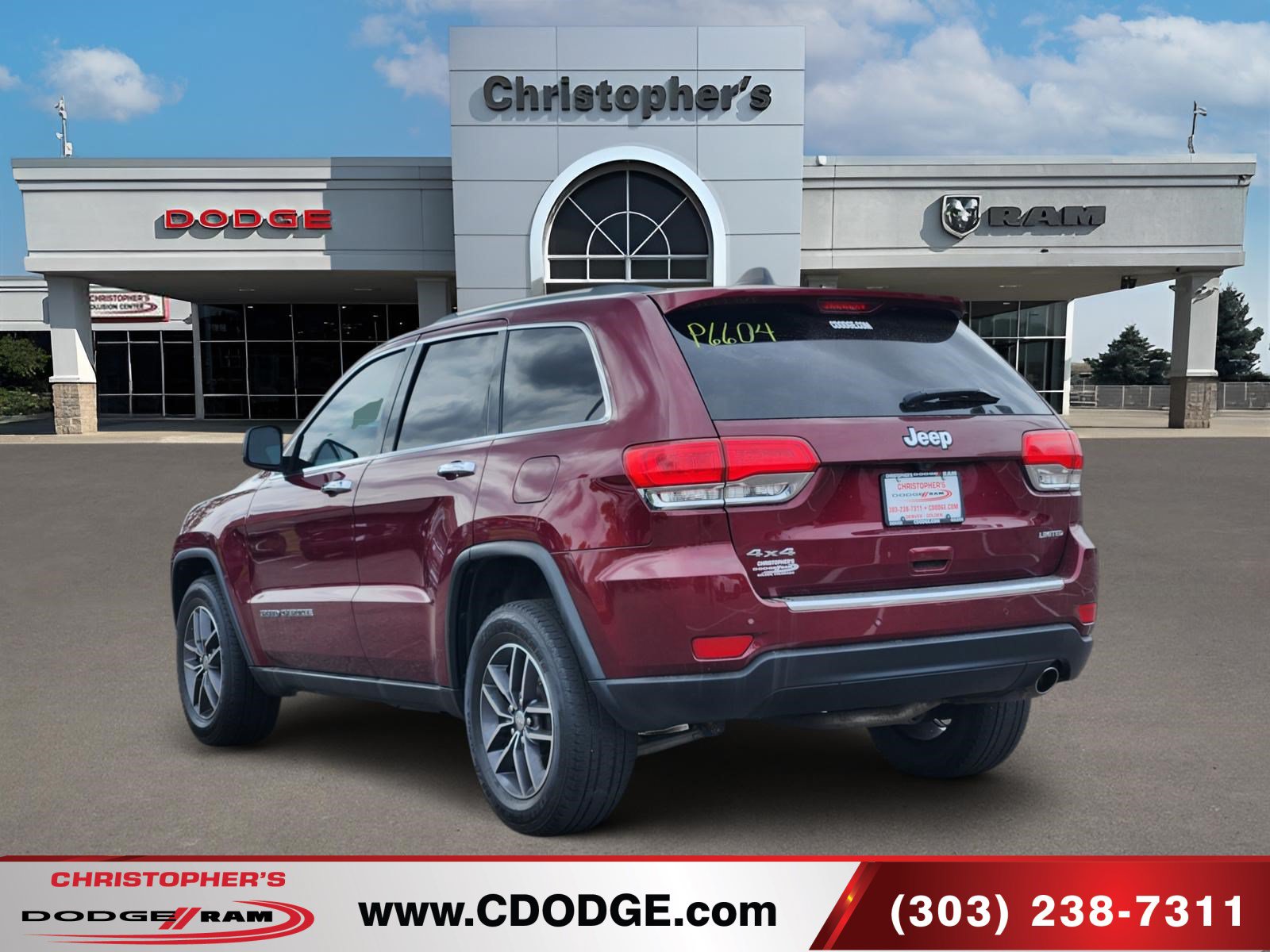Used 2018 Jeep Grand Cherokee Limited AWD/4WD image 5