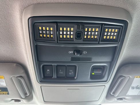 Used 2021 Toyota 4Runner SR5 image 19