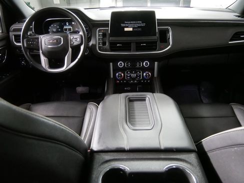 Used 2023 GMC Yukon SLT image 19