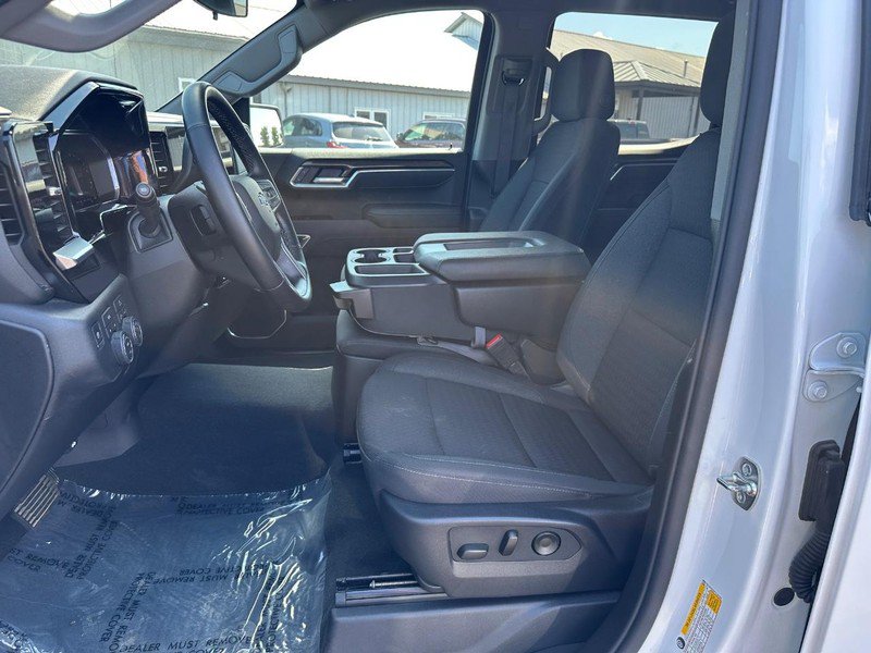 Used 2026 Chevrolet Silverado 1500 RST AWD/4WD image 8