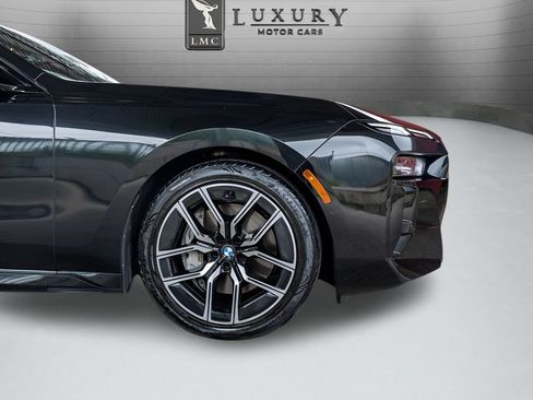 Used 2024 BMW 740i xDrive w/ Premium Package AWD/4WD image 10