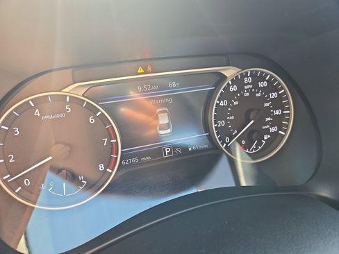 Used 2024 Nissan Sentra SV image 11