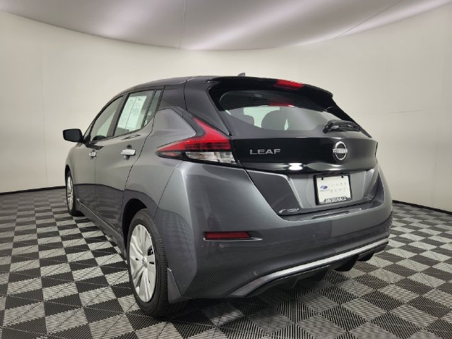 Used 2025 Nissan Leaf S FWD image 3