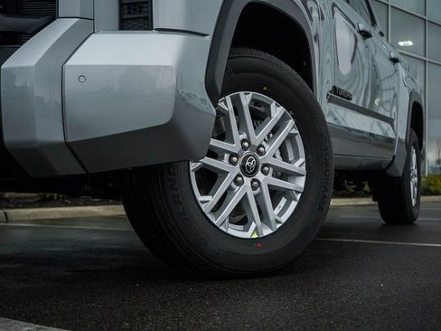 New 2026 Toyota Tundra SR5 AWD/4WD image 6