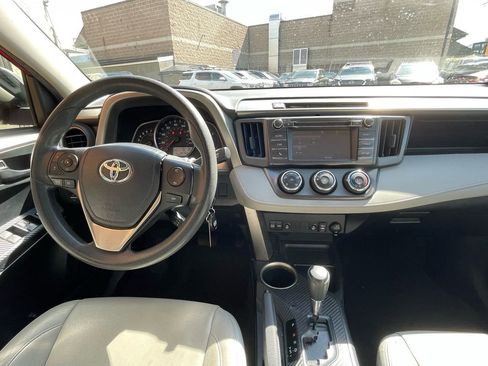 Used 2015 Toyota RAV4 LE image 11