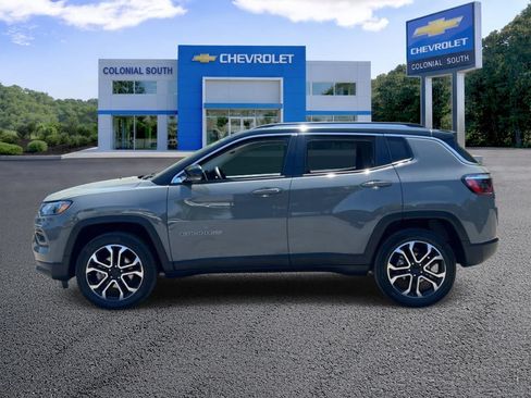 Used 2022 Jeep Compass Limited AWD/4WD image 3
