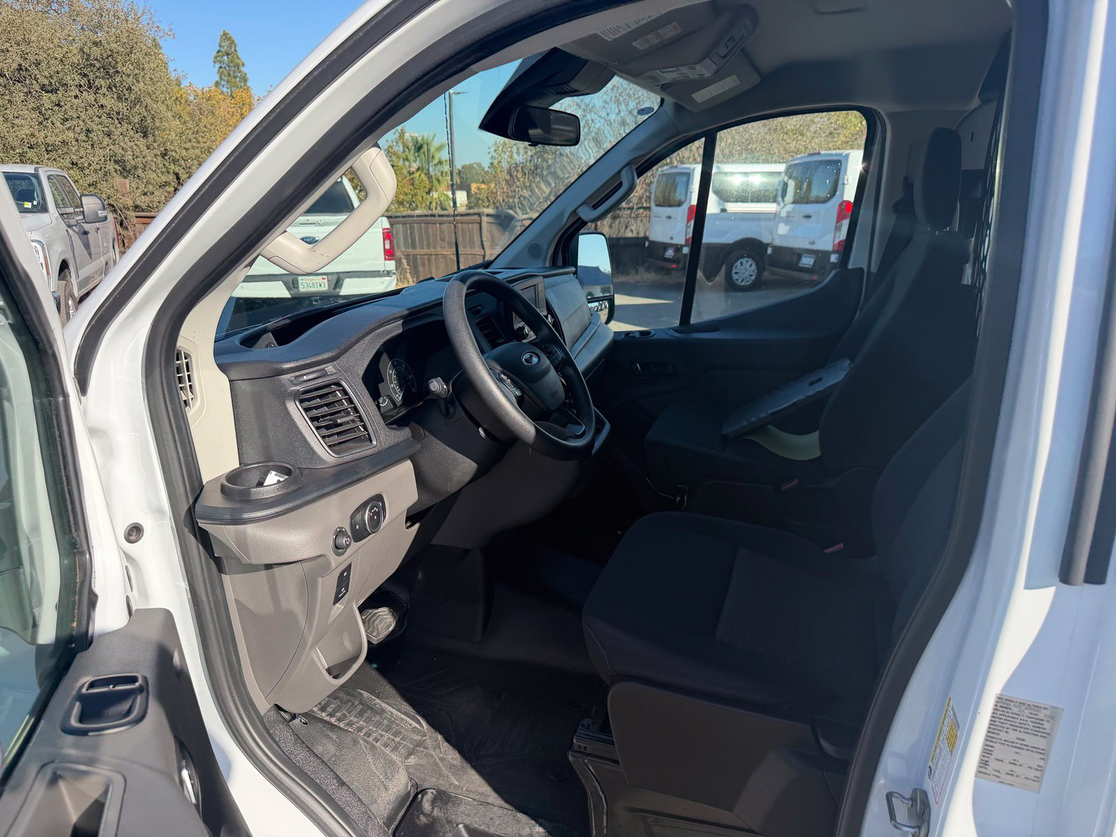 Used 2025 Ford Transit 250 Low Roof w/ Exterior Upgrade Package RWD image 10