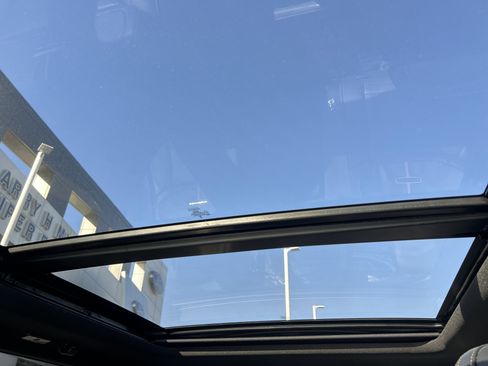 Certified 2024 Ford F350 Platinum w/ Tremor Off-Road Package image 24