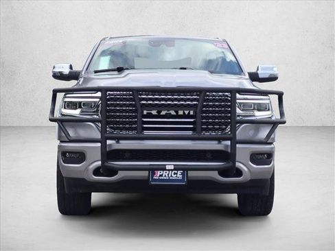 Used 2023 RAM 1500 Limited AWD/4WD image 2