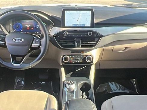 Certified 2022 Ford Escape SEL w/ Technology Package image 21