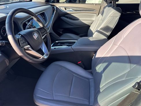 Certified 2024 Buick Enclave Essence image 10