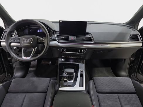 Used 2024 Audi Q5 e Prestige w/ Prestige Package AWD/4WD image 10