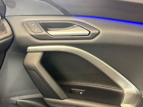 Used 2025 Audi Q5 Premium w/ Convenience Package image 23