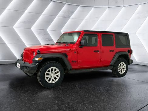 Used 2023 Jeep Wrangler Unlimited Sport AWD/4WD image 3