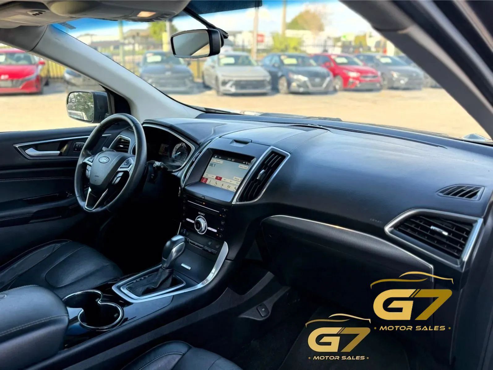Used 2018 Ford Edge Titanium w/ Equipment Group 301A FWD image 12