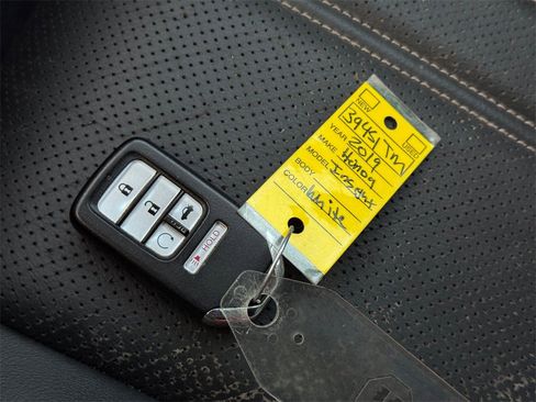 Used 2019 Honda Insight Touring image 34