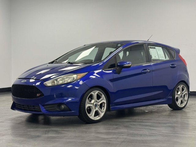 Used 2015 Ford Fiesta ST FWD image 2