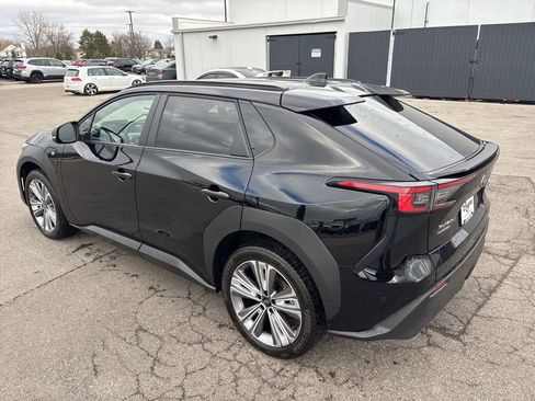 Used 2023 Subaru Solterra AWD image 5