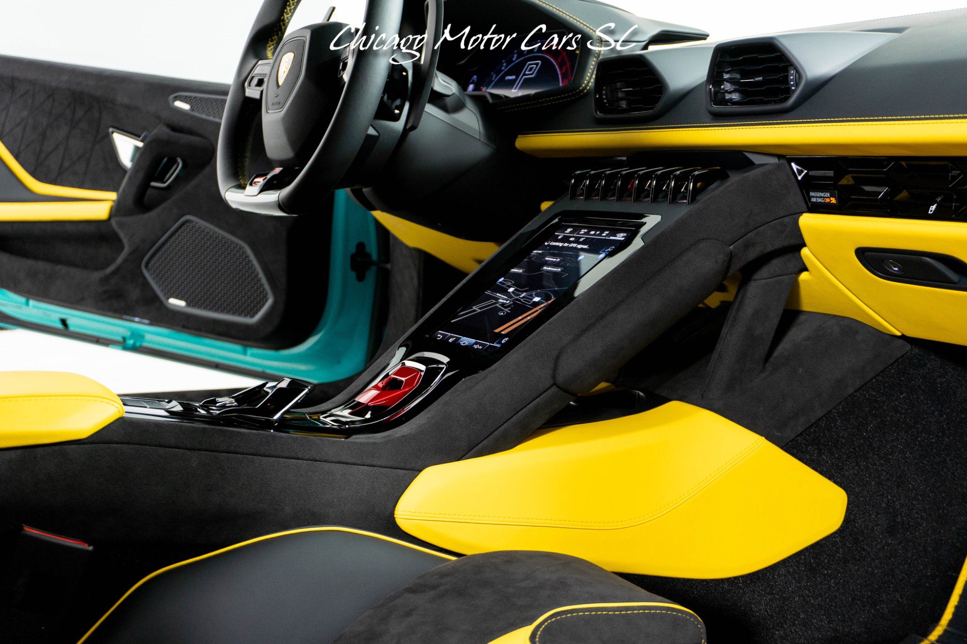 Used 2024 Lamborghini Huracan Tecnica RWD image 40