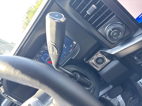 New 2025 Ford F250 Lariat w/ Lariat Ultimate Package image 23