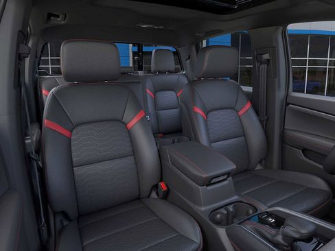 New 2025 Chevrolet Colorado Z71 w/ Technology Package image 16