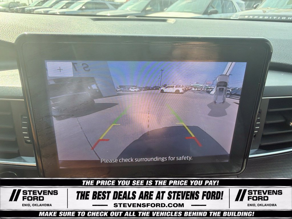 Used 2023 Ford Explorer XLT w/ Equipment Group 202A AWD/4WD image 30