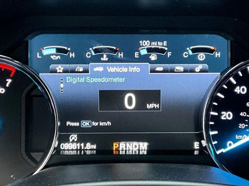 Used 2018 Ford Expedition XLT w/ Equipment Group 202A RWD image 23
