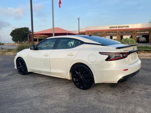 Used 2023 Nissan Maxima SR w/ Sport Mat Group FWD image 7