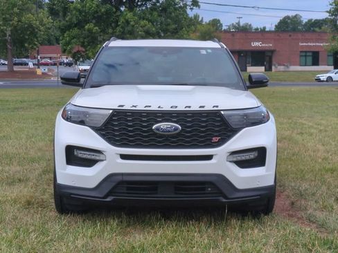 Used 2023 Ford Explorer ST w/ Equipment Group 401A AWD/4WD image 16