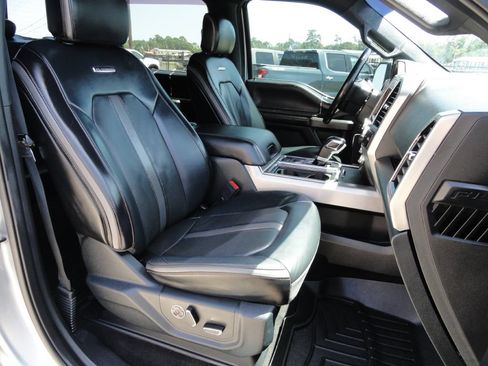 Used 2020 Ford F150 Platinum w/ Equipment Group 701A Luxury AWD/4WD image 13