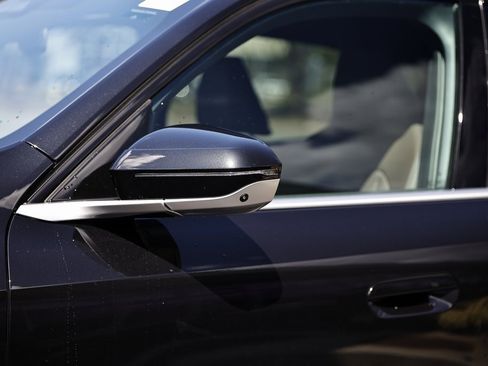 New 2026 BMW X3 xDrive30 w/ Premium Package image 9