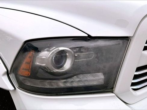 Used 2016 RAM 1500 Sport image 31