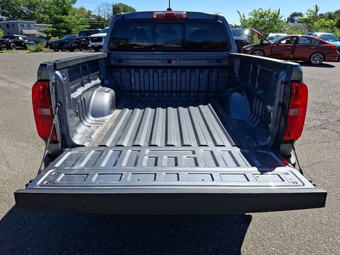 Used 2022 Chevrolet Colorado Z71 AWD/4WD image 31