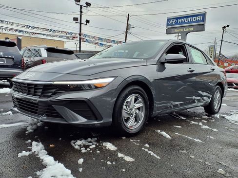 New 2026 Hyundai Elantra SE w/ Cargo Package image 1