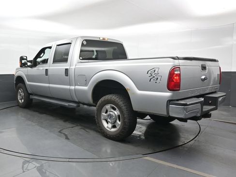 Used 2016 Ford F250 XLT w/ Snow Plow Prep Package AWD/4WD image 11