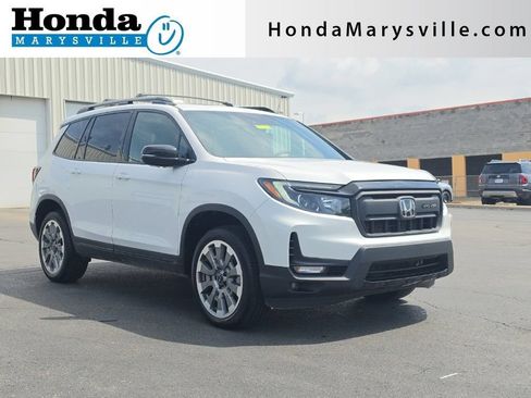 Certified 2025 Honda Passport Black Edition image 1
